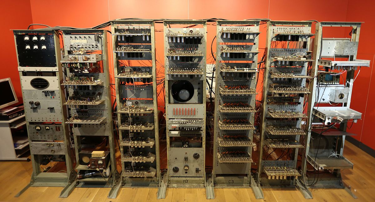 Manchester_baby_head_on